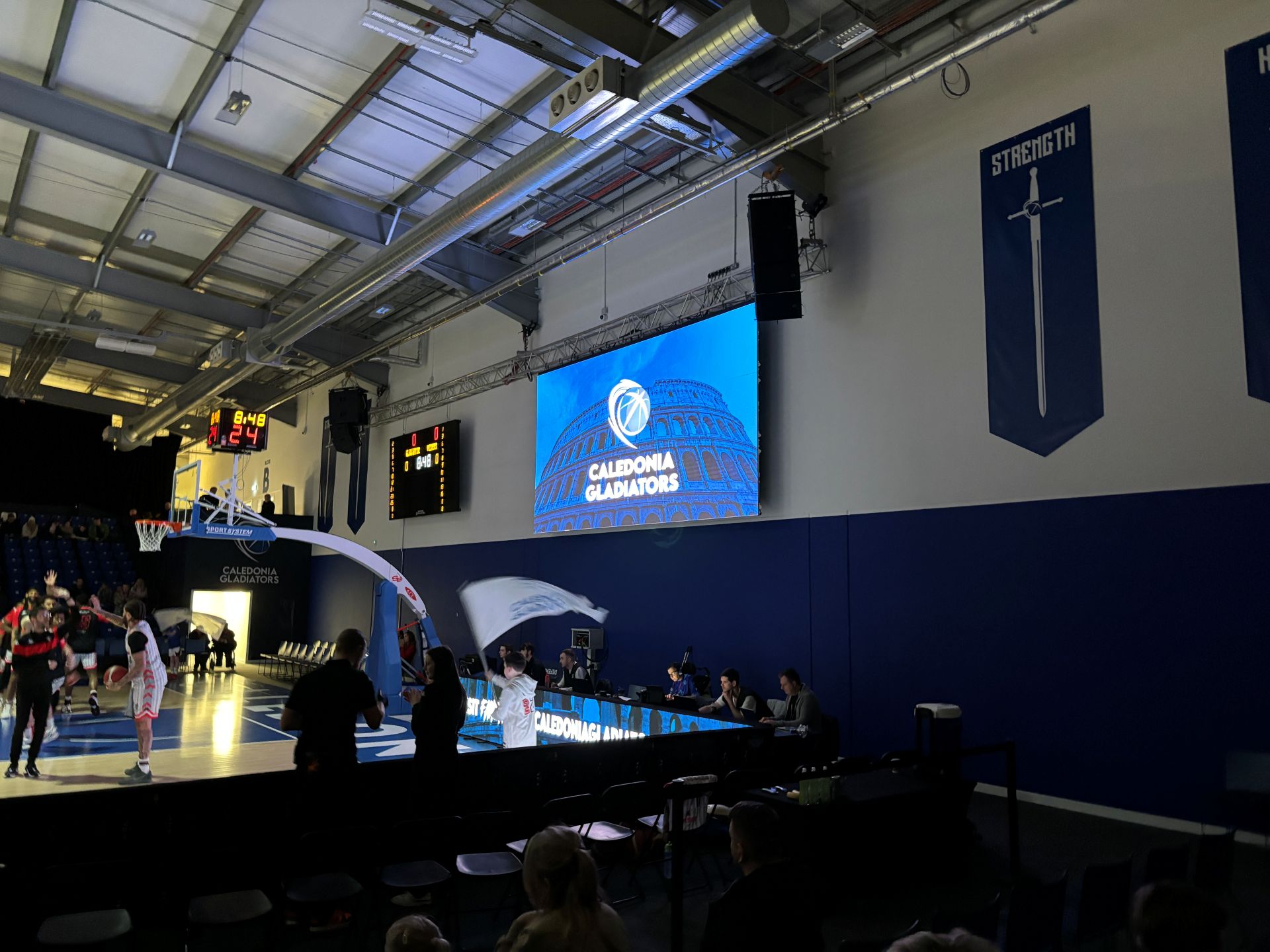 Outdoor & Sports Venue Screens